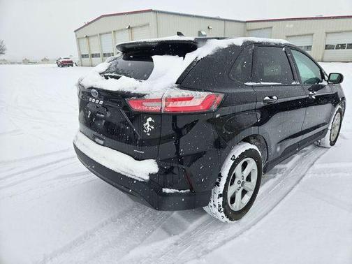 2023 Ford Edge SE