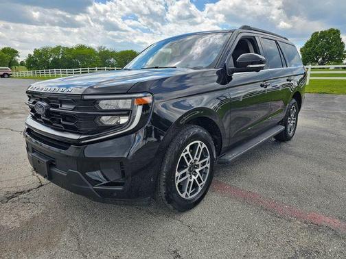 Black 2025 Ford Expedition Active