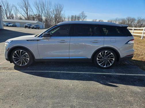 2022 Lincoln Aviator Reserve AWD