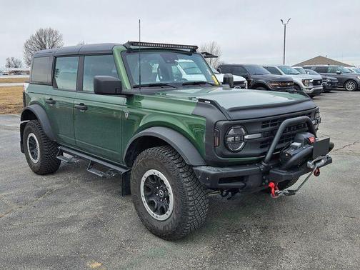 2022 Ford Bronco Base
