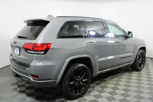 2022 Jeep Grand Cherokee WK Laredo