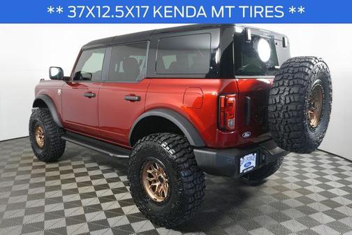 Ruby Red Metallic Tinted Clearcoat 2026 Ford Bronco Big Bend