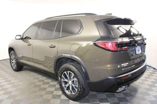 2024 GMC Acadia AT4