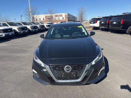 2021 Nissan Altima 2.5 SV