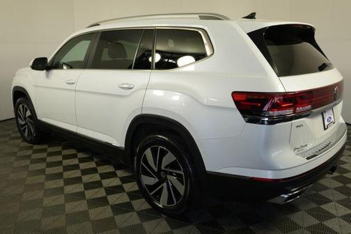 2024 Volkswagen Atlas 2.0T SEL
