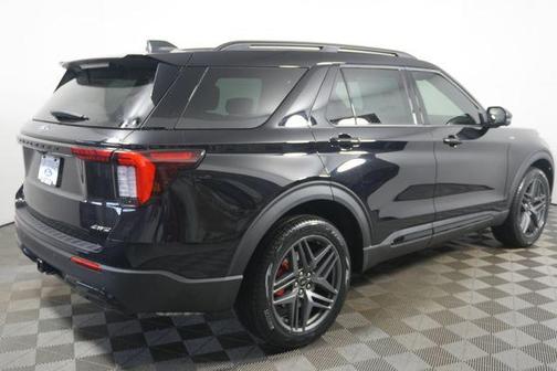 Agate Black Metallic 2026 Ford Explorer ST-Line
