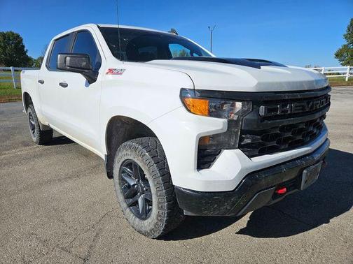 2022 Chevrolet Silverado 1500 Custom Trail Boss