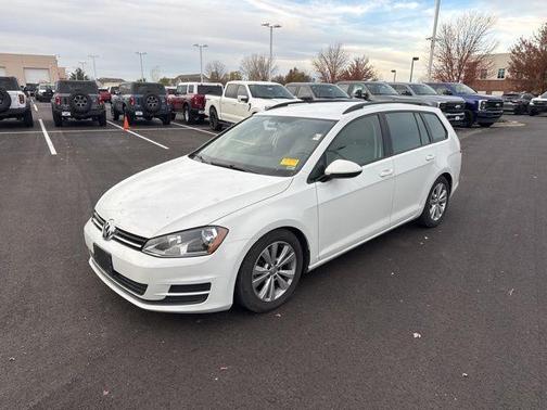 2017 Volkswagen Golf SportWagen TSI S