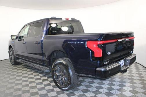 2025 Ford F-150 Lightning LARIAT