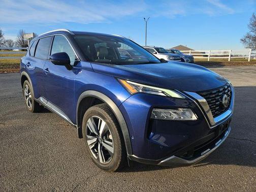 2022 Nissan Rogue SL