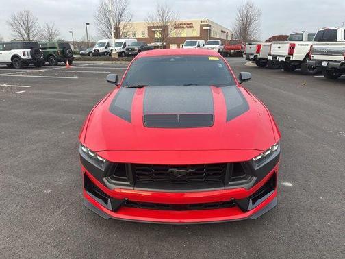 2025 Ford Mustang Dark Horse