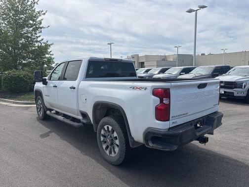 Summit White 2023 Chevrolet Silverado 2500 Custom
