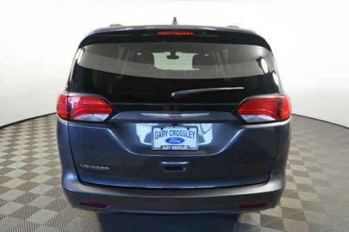 Granite Crystal Clearcoat Metallic 2020 Chrysler Voyager LXI