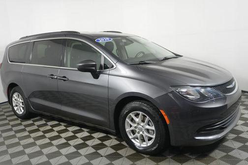 Granite Crystal Clearcoat Metallic 2020 Chrysler Voyager LXI