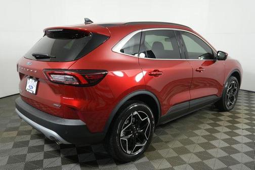 2026 Ford Escape Platinum