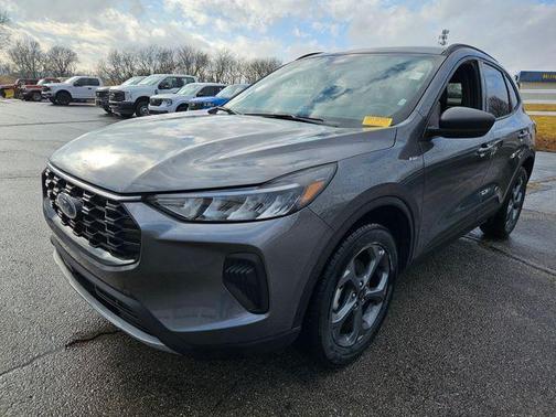 2025 Ford Escape ST-Line