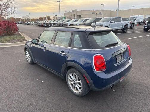 2017 MINI Hardtop Cooper
