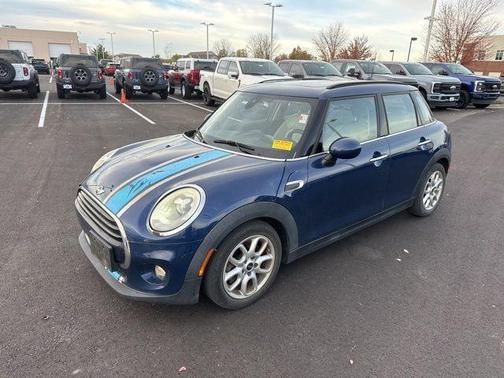 2017 MINI Hardtop Cooper