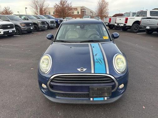 2017 MINI Hardtop Cooper