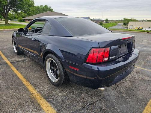 True Blue Clearcoat Metallic 2001 Ford Mustang GT