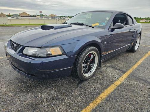 True Blue Clearcoat Metallic 2001 Ford Mustang GT