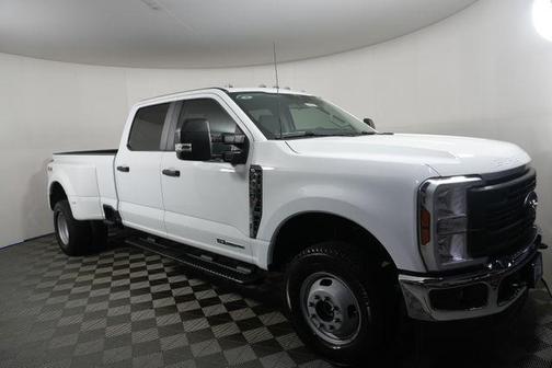 Oxford White 2026 Ford F-350 XL