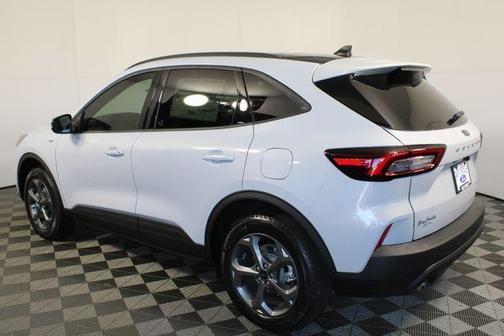 2026 Ford Escape ST-Line Select