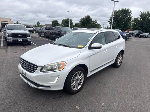 Crystal White Pearl 2016 Volvo XC60 T5 Premier