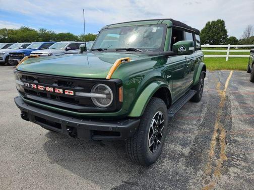 2022 Ford Bronco Outer Banks
