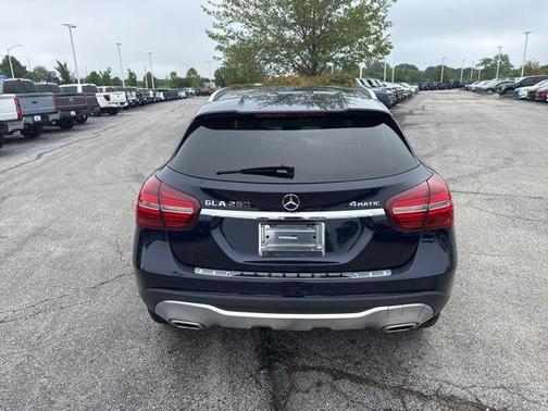 2019 Mercedes-Benz GLA 250 Base 4MATIC