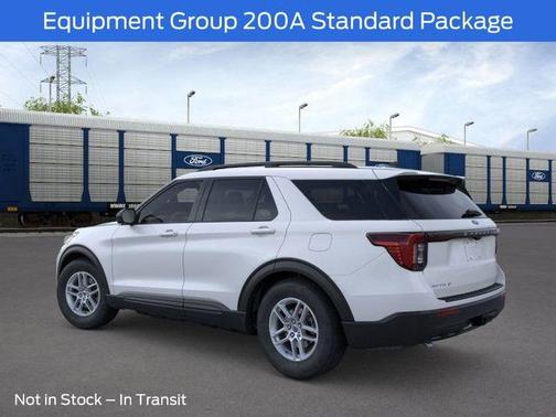 Space White Metallic 2026 Ford Explorer Active