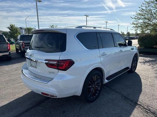 2023 INFINITI QX80 SENSORY