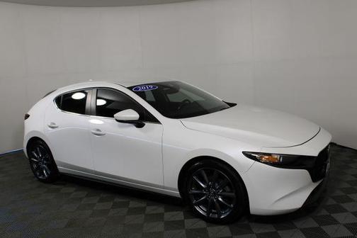 2019 Mazda Mazda3 FWD w/Preferred Package