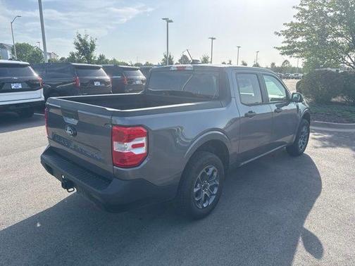 Carbonized Gray Metallic 2025 Ford Maverick XLT