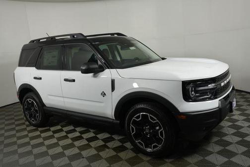 Oxford White 2026 Ford Bronco Sport Outer Banks