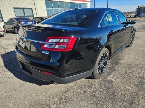 2018 Ford Taurus SHO