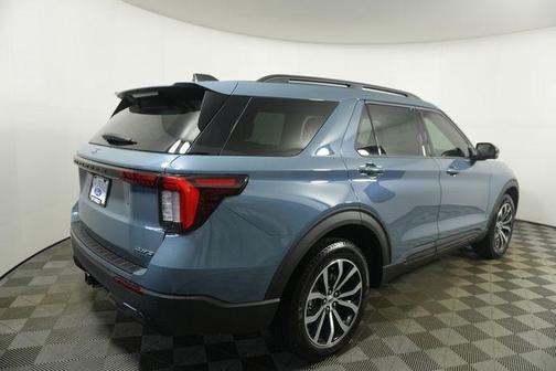 Vapor Blue Metallic 2026 Ford Explorer ST-Line