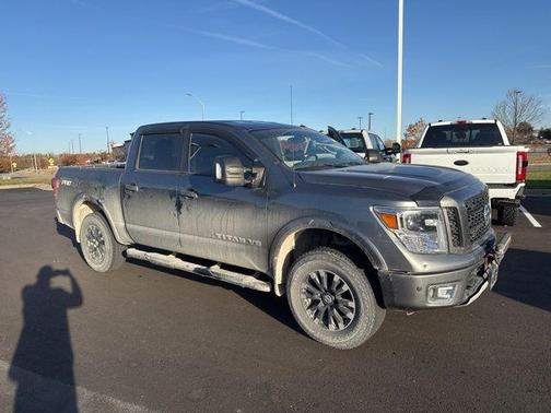 2018 Nissan Titan PRO-4X