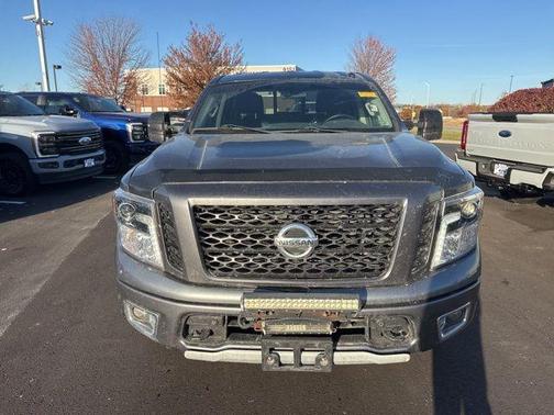 2018 Nissan Titan PRO-4X