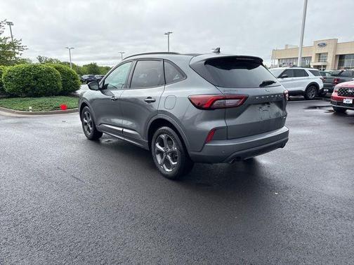 Carbonized Gray Metallic 2024 Ford Escape ST-Line