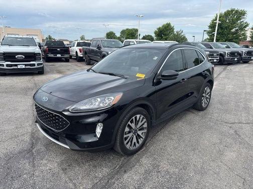 2020 Ford Escape Titanium Hybrid