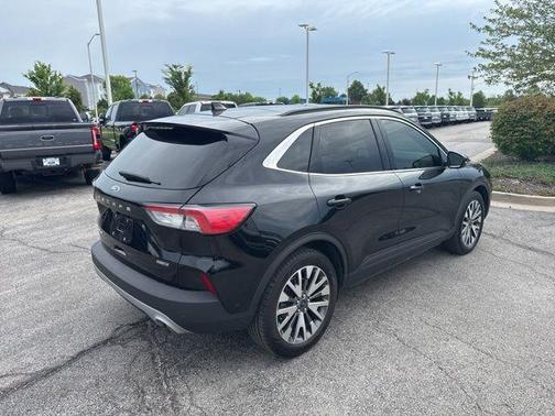 2020 Ford Escape Titanium Hybrid