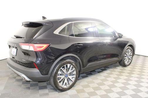 2020 Ford Escape Titanium Hybrid