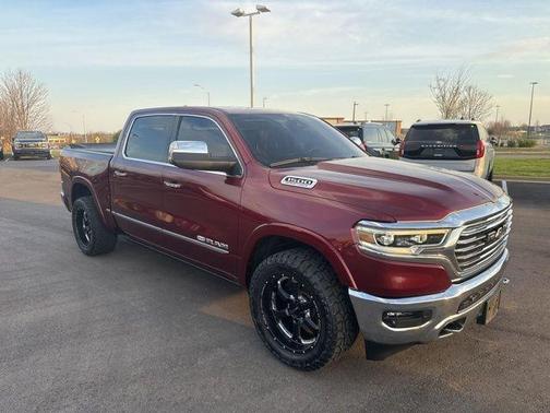Delmonico Red Pearlcoat 2021 RAM 1500 Longhorn