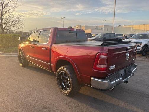 Delmonico Red Pearlcoat 2021 RAM 1500 Longhorn
