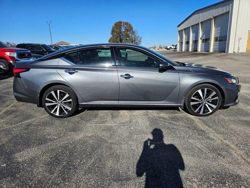 2020 Nissan Altima 2.5 Platinum