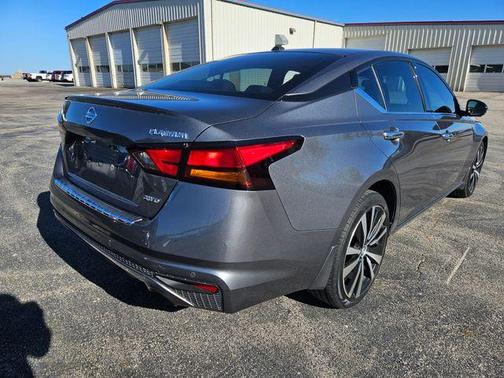 2020 Nissan Altima 2.5 Platinum