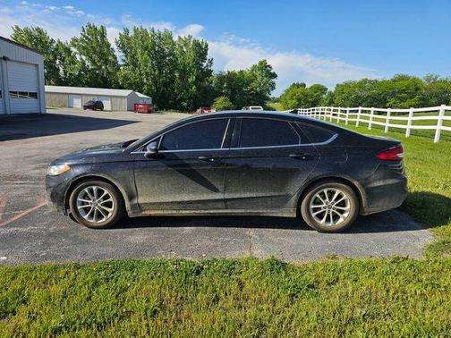 Agate Black Metallic 2020 Ford Fusion SE