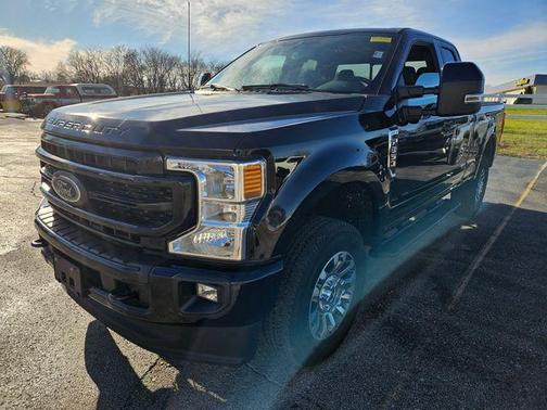 2022 Ford F-350 Lariat Super Duty