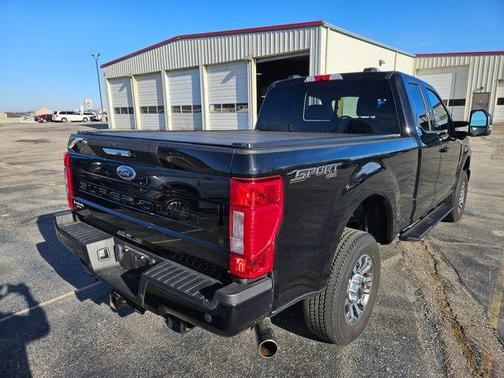 2022 Ford F-350 Lariat Super Duty